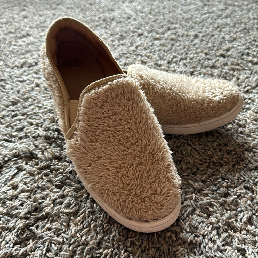 Ugg shoes